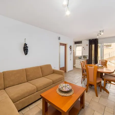 Apartment Amare